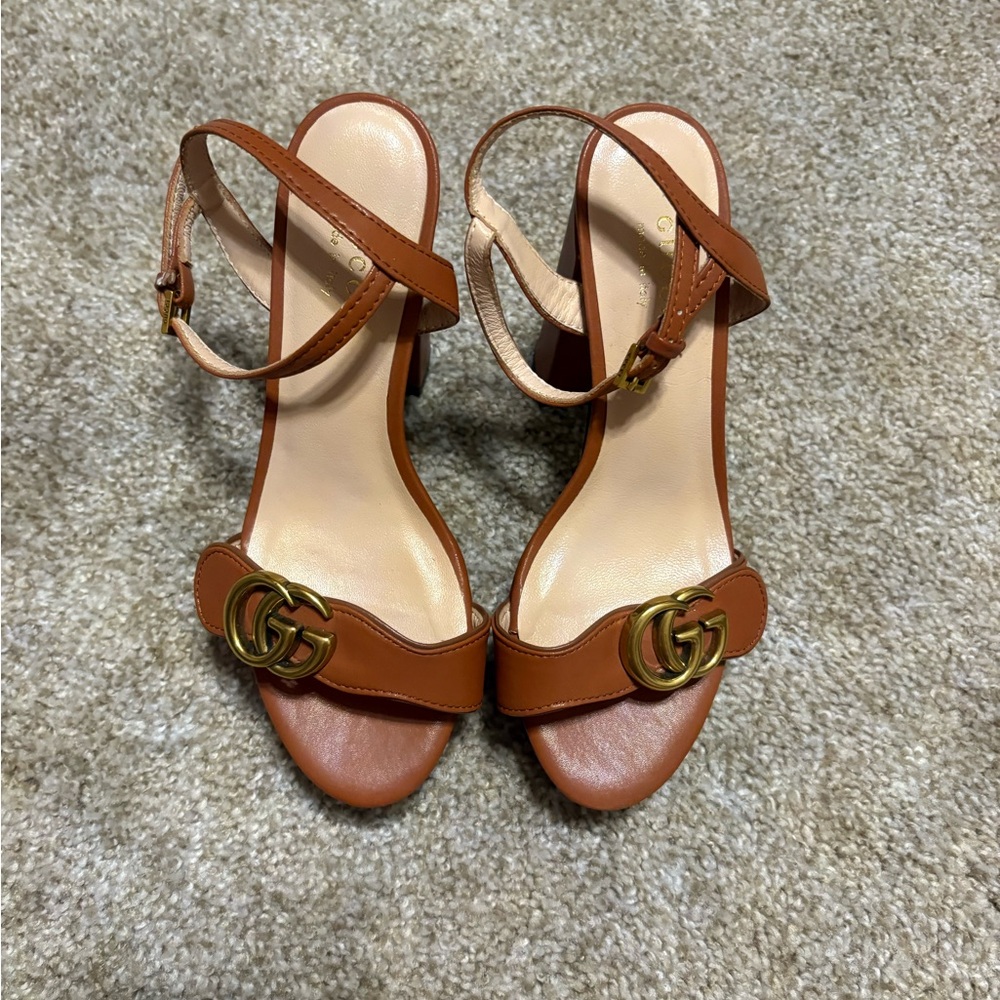 Gucci Tan Heeled Sandals with Gold Accents